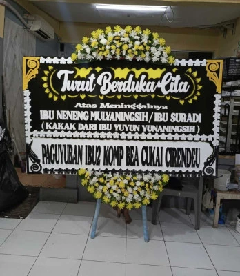 Papan Bunga di Ujung Menteng
